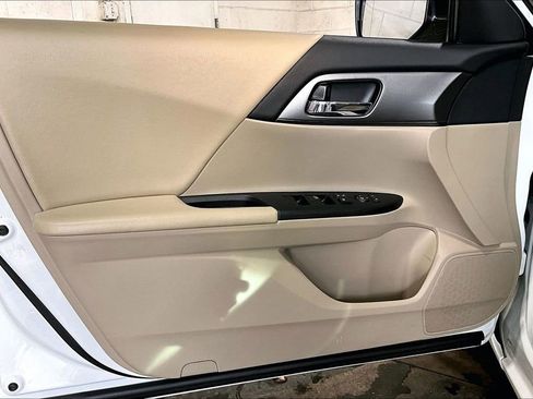 Used 2014 Honda Accord LX image 14