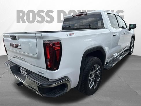 Used 2026 GMC Sierra 1500 SLT AWD/4WD image 4