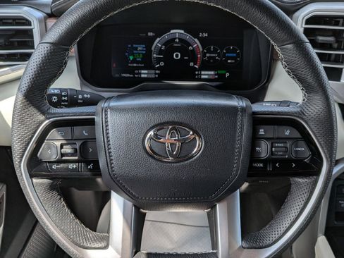 Used 2023 Toyota Sequoia Capstone AWD/4WD image 16