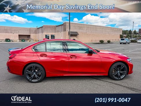 Used 2021 BMW 330i xDrive Sedan w/ Premium Package AWD/4WD image 7