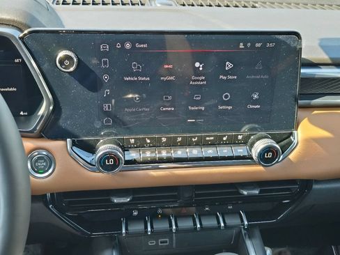 New 2026 GMC Canyon AT4 w/ AT4 Premium Package AWD/4WD image 15