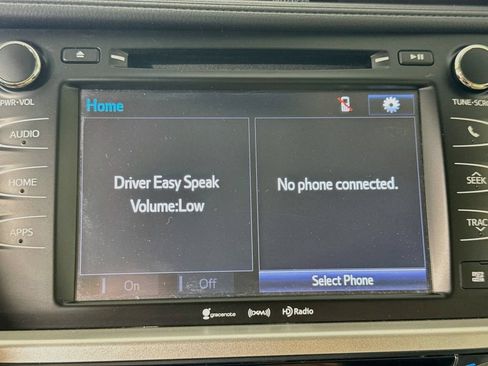 Used 2018 Toyota Highlander XLE AWD/4WD image 22