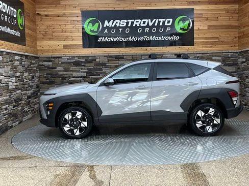 Used 2024 Hyundai Kona SEL AWD/4WD image 7