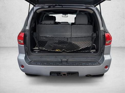 Used 2014 Toyota Sequoia Platinum AWD/4WD image 7
