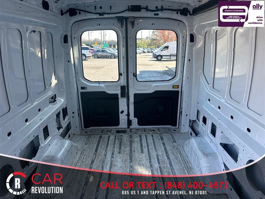 Used 2021 Ford Transit 250 Medium Roof RWD image 10