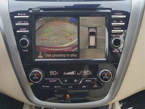 Used 2024 Nissan Murano SL image 19