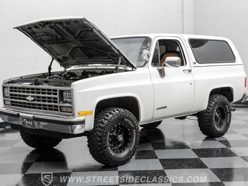 Used 1990 Chevrolet Blazer 4WD image 35