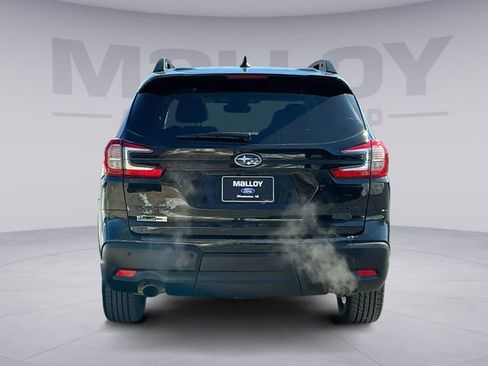 Used 2024 Subaru Ascent Onyx Edition image 4