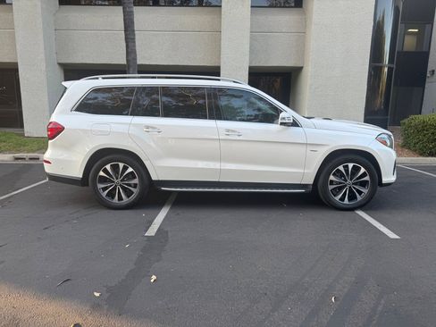 Used 2019 Mercedes-Benz GLS 450 4MATIC w/ Grand Edition Package image 4