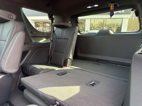 Used 2026 Chevrolet Tahoe RST w/ Comfort Package image 39