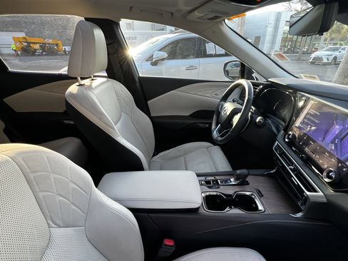 Used 2023 Lexus RX 350 350 Luxury w/ Cold Area Package image 45