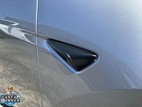 Used 2025 Tesla Model Y Long Range AWD/4WD image 81