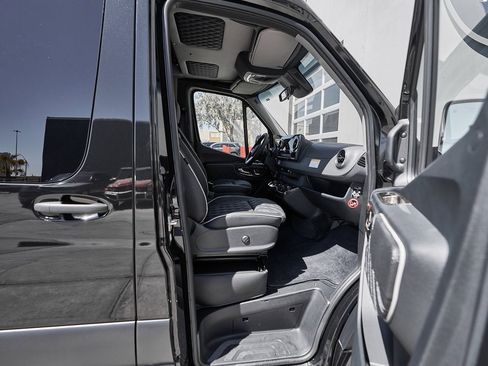 Used 2024 Mercedes-Benz Sprinter 3500 w/ Parking Package image 24