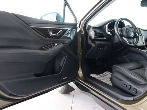 Used 2023 Subaru Outback Limited image 17