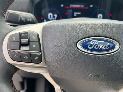 New 2026 Ford Explorer Active w/ Active Comfort Package AWD/4WD image 33