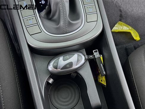 Certified 2026 Hyundai Kona SEL Sport AWD/4WD image 24