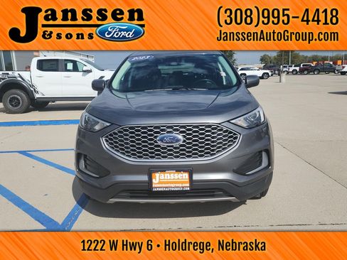 Used 2023 Ford Edge SEL AWD/4WD image 3