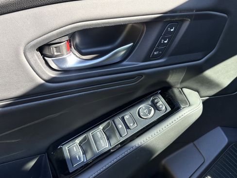 Used 2024 Honda Accord Touring image 17