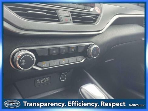 Used 2023 Nissan Altima 2.5 SR FWD image 30