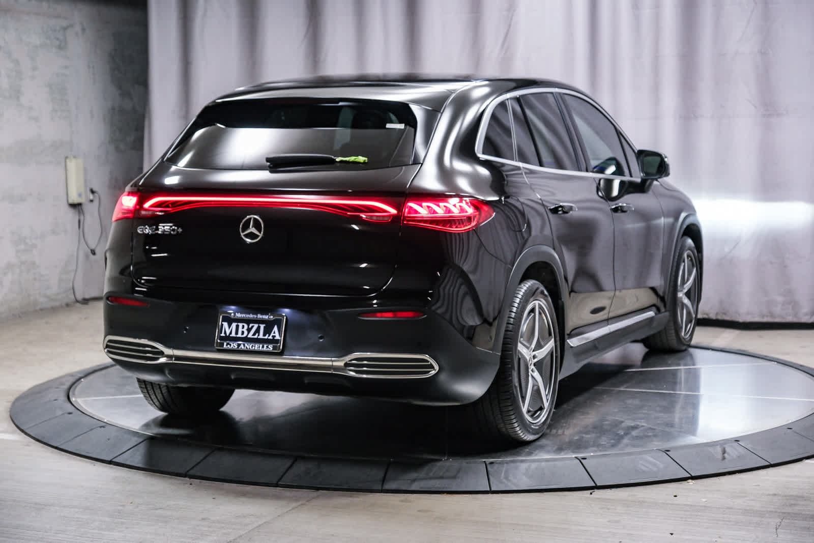 Certified 2023 Mercedes-Benz EQE 350+ SUV image 4