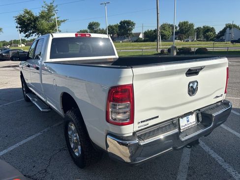 Used 2024 RAM 3500 Big Horn AWD/4WD image 18