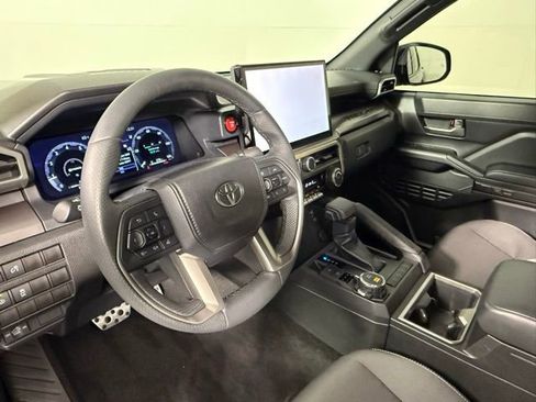 Used 2024 Toyota Tacoma TRD Sport image 59