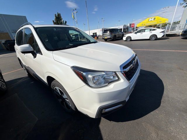 Used 2017 Subaru Forester 2.5i Premium AWD/4WD image 5