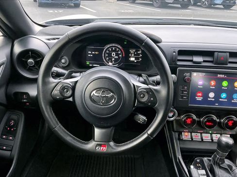 Used 2023 Toyota GR86 Premium image 8