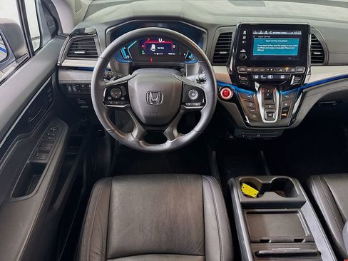 Used 2023 Honda Odyssey Touring image 23