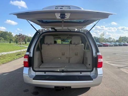 Used 2011 Ford Expedition XLT AWD/4WD image 12