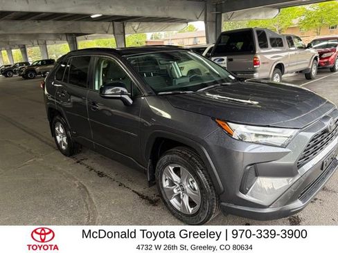 Used 2025 Toyota RAV4 LE AWD/4WD image 3