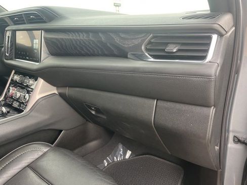 Used 2023 GMC Yukon XL Denali image 64