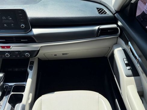 Used 2021 Kia Telluride S FWD image 11