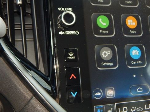 Certified 2025 Subaru Ascent Bronze Edition image 22