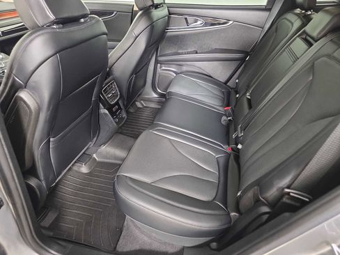 Used 2022 Lincoln Nautilus Reserve image 54