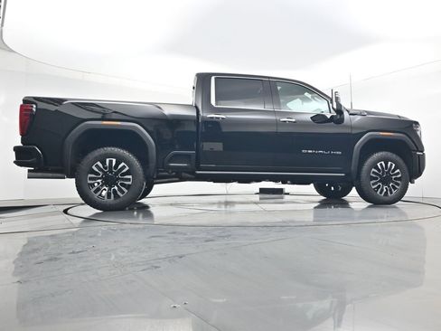 New 2026 GMC Sierra 3500 Denali Ultimate image 33
