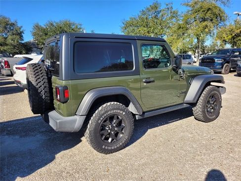 Used 2021 Jeep Wrangler Sport image 7