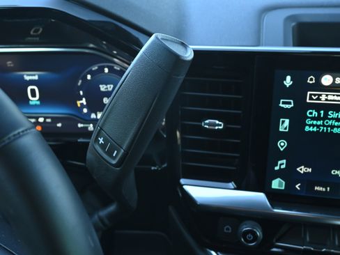 Used 2025 Chevrolet Silverado 2500 LTZ w/ Trail Boss Package image 29