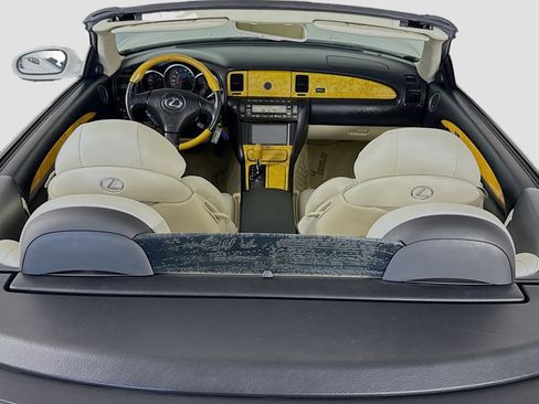 Used 2003 Lexus SC 430 Convertible image 44