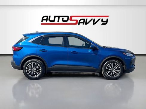 Used 2023 Ford Escape SE FWD image 8