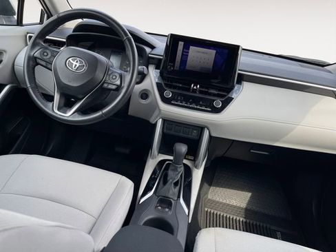Certified 2023 Toyota Corolla Cross LE AWD/4WD image 10