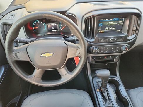 Used 2019 Chevrolet Colorado W/T image 11