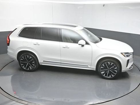 Used 2026 Volvo XC90 B6 Plus w/ Protection Package Premier AWD/4WD image 51