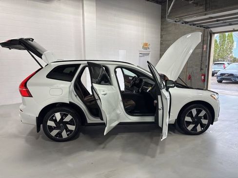 New 2025 Volvo XC60 T8 Plus w/ Climate Package image 30