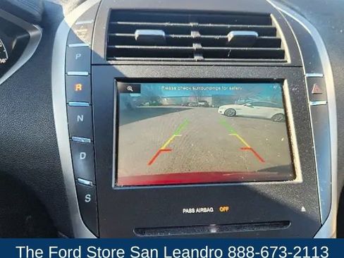 Used 2013 Lincoln MKZ Hybrid FWD image 16
