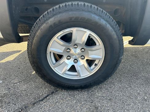 Used 2017 Chevrolet Silverado 1500 LT w/ All Star Edition image 26