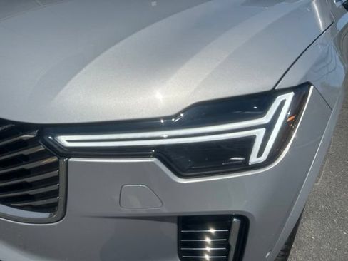 Certified 2025 Volvo XC90 B6 Plus AWD/4WD image 8