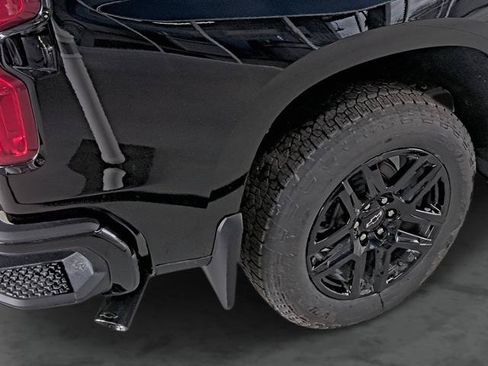 New 2026 Chevrolet Silverado 1500 Custom w/ Turbomax Blackout Package AWD/4WD image 13