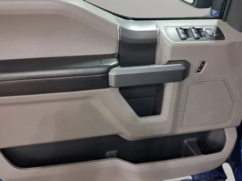 Used 2017 Ford F150 XLT w/ Equipment Group 302A Luxury AWD/4WD image 22