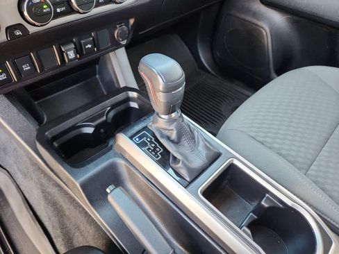 Certified 2023 Toyota Tacoma SR5 image 21